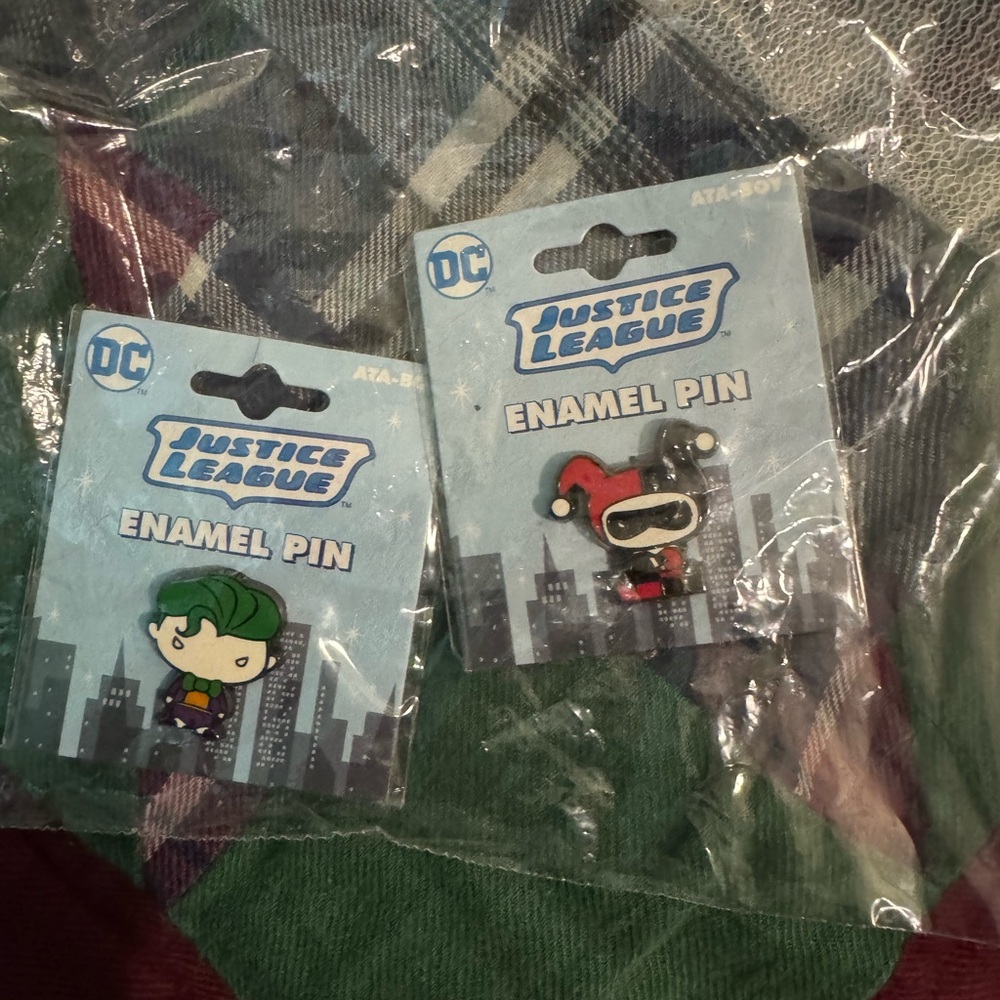 2 DC Justice League Enamel Pins NEW Collectible **PRICED REDUCED**